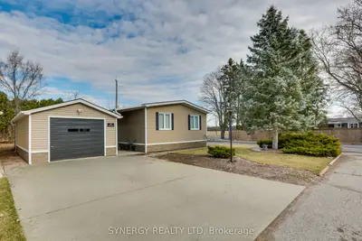 MobileTrailer in Strathroy-Caradoc