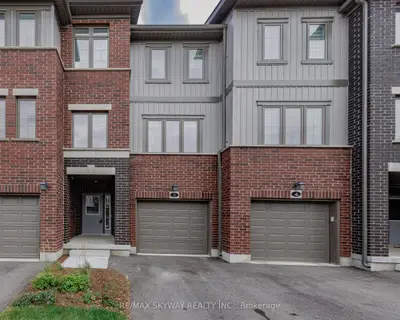 Condo Townhouse in Waterloo