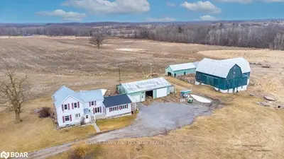 Farm in Quinte West