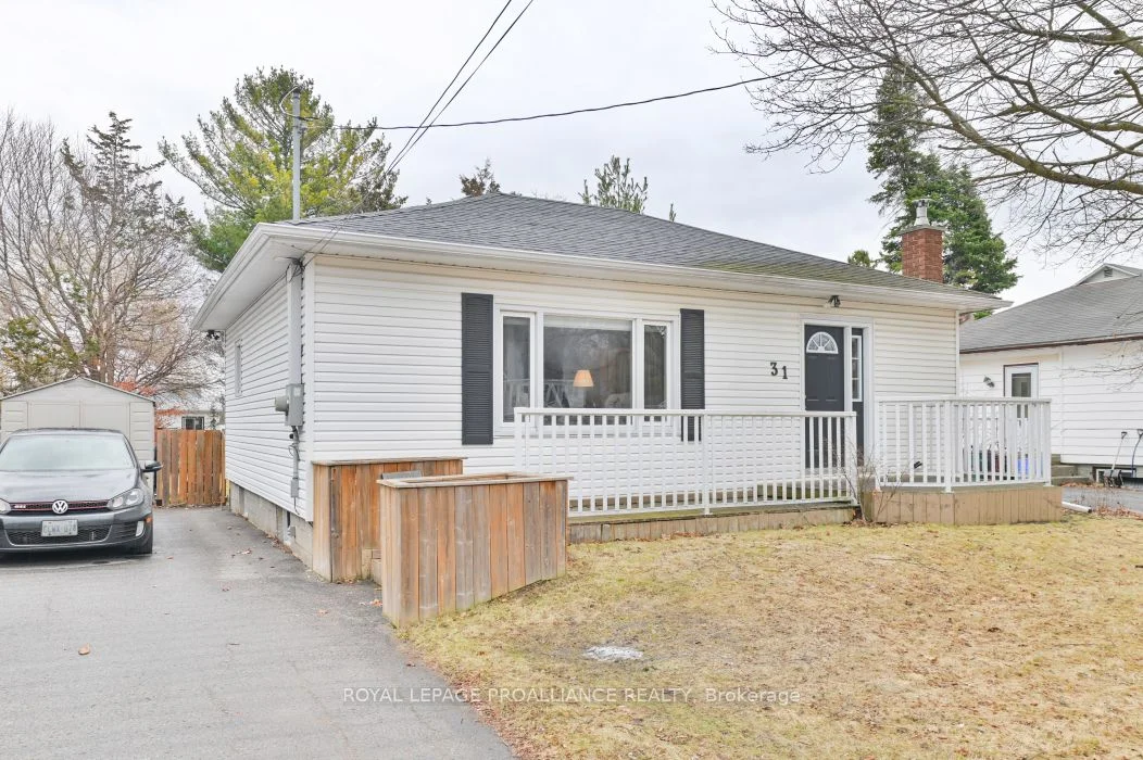 Detached in Belleville