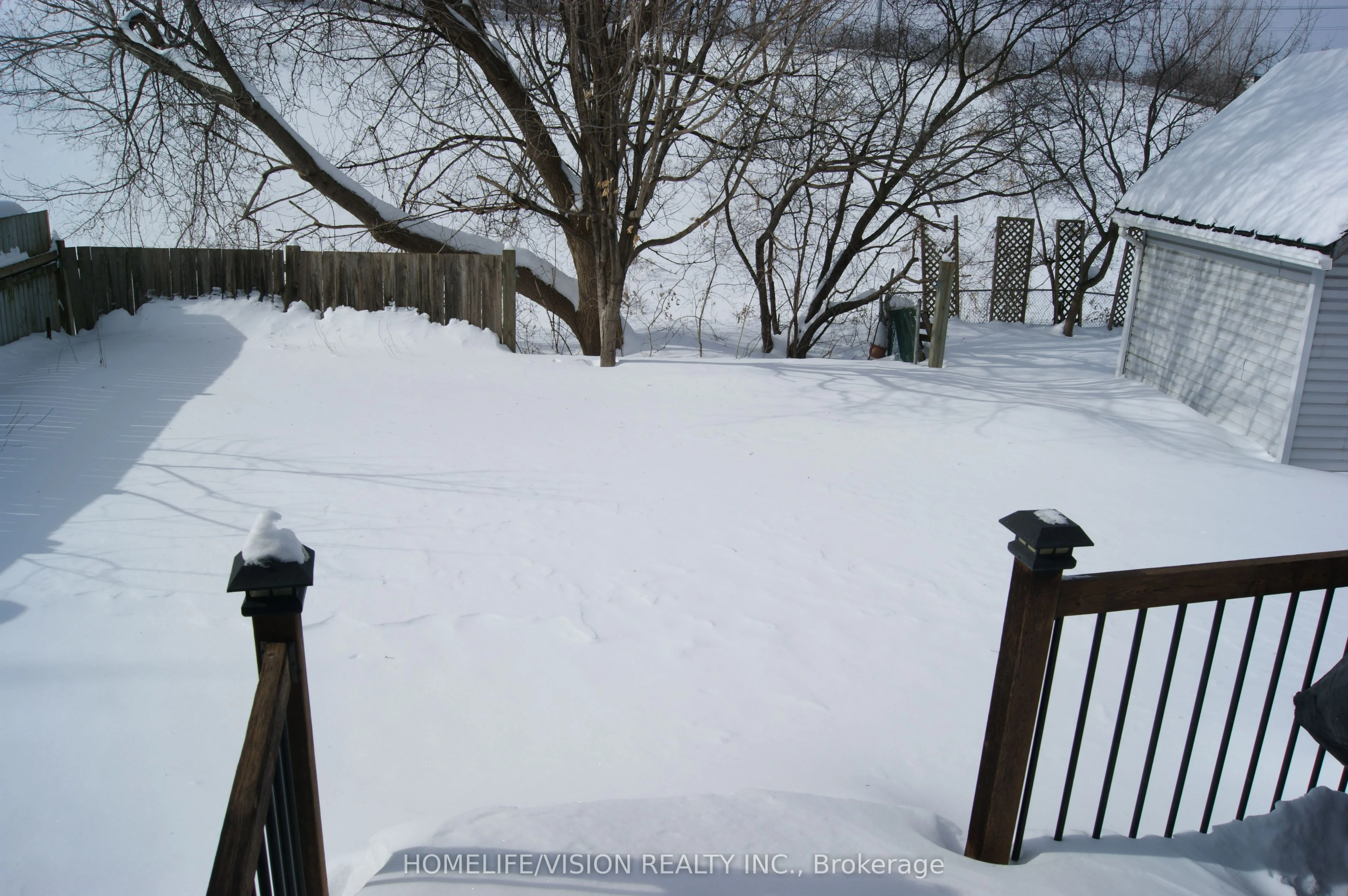 2047 Avenue O Avenue, Alta Vista and Area, ON K1G 0B1
