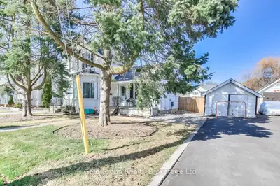 755 Rathbourne Avenue, Woodstock, On N4s 4l6