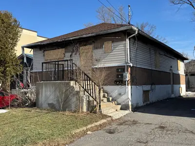 267 Ste Anne Street, Vanier And Kingsview Park, On K1l 7c3