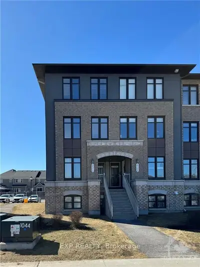 2372 Esprit Drive, Orleans - Cumberland And Area, On K4a 0t5