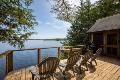 Detached in Gravenhurst