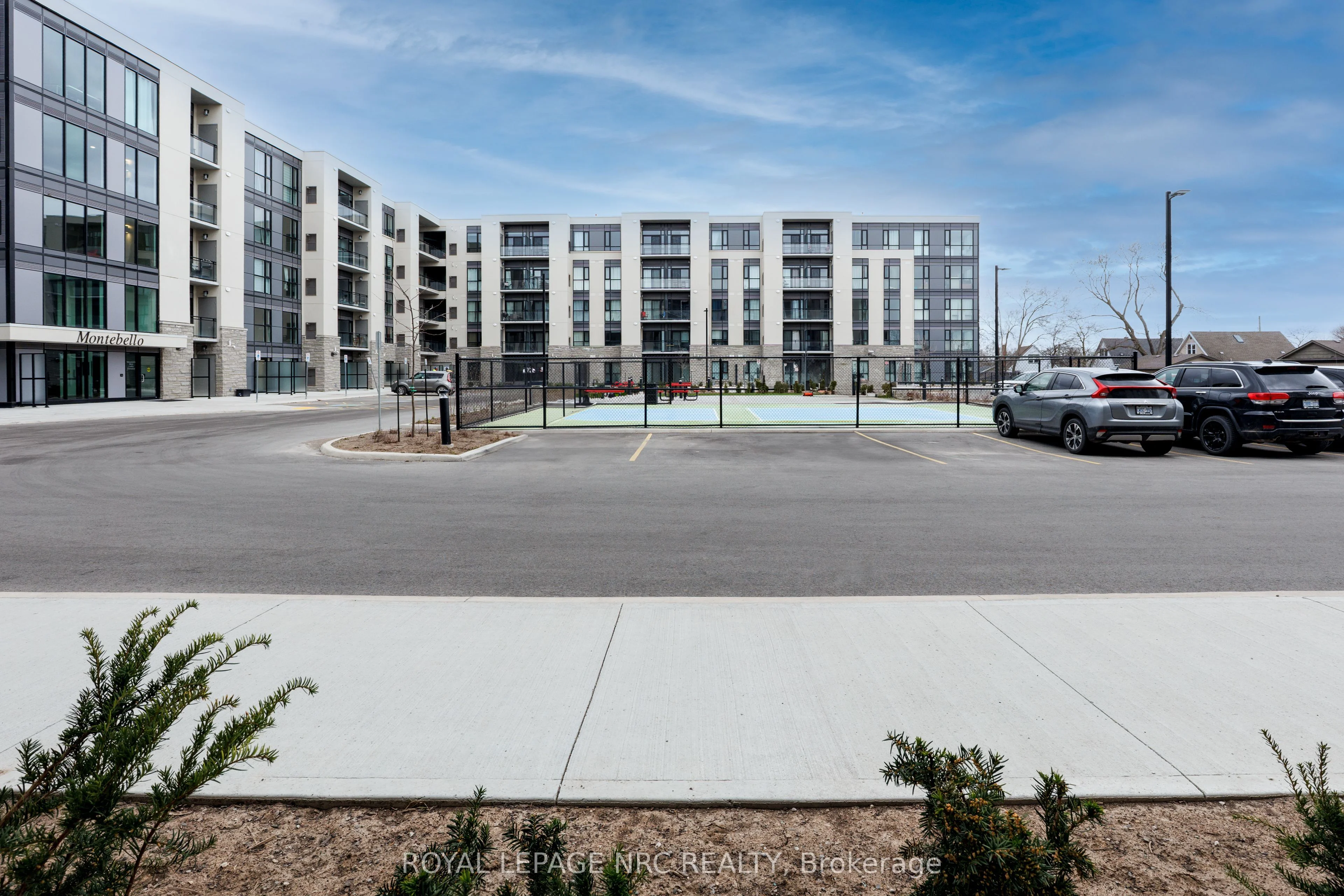 Condo Apartment in St. Catharines