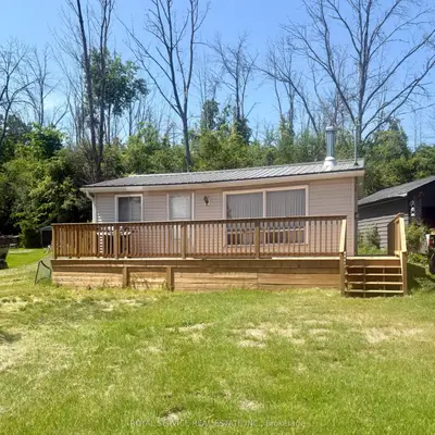 Detached in Hiawatha First Nation