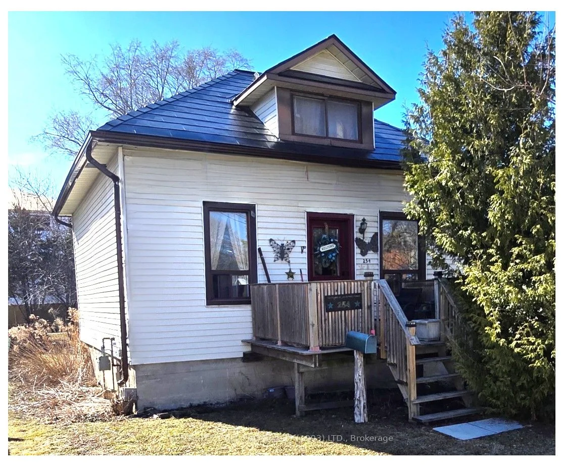 Detached in Quinte West