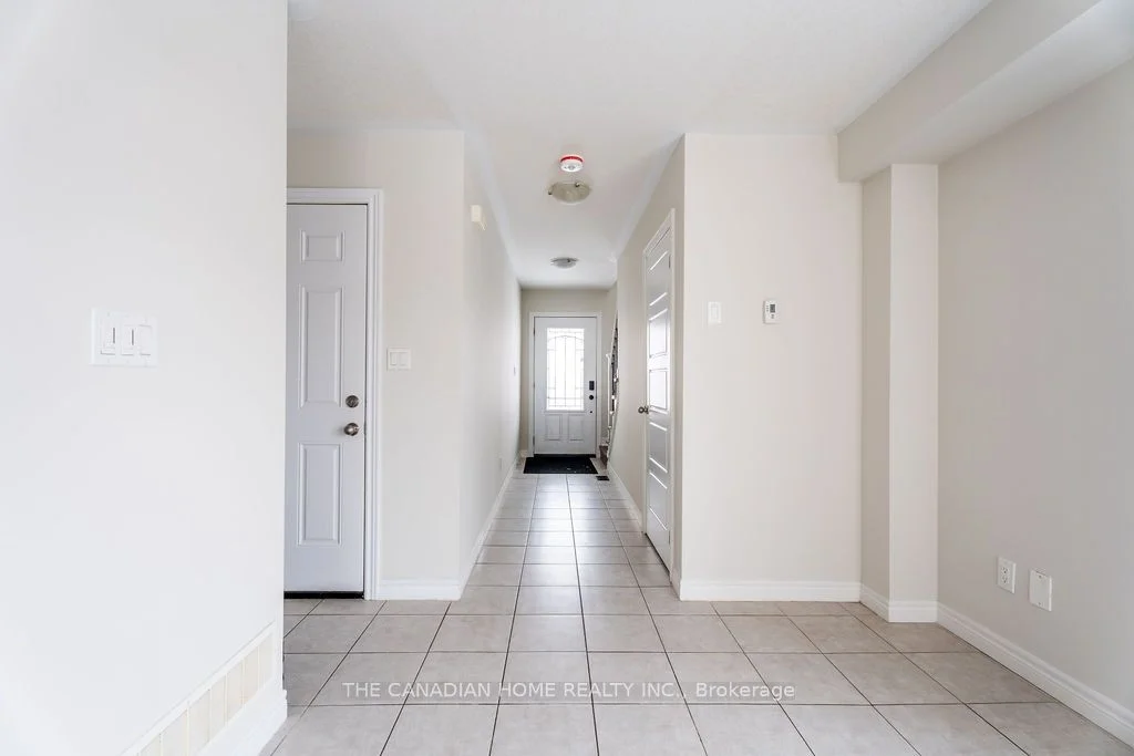 1542 CAEN Avenue, Woodstock, ON N4T 0J9