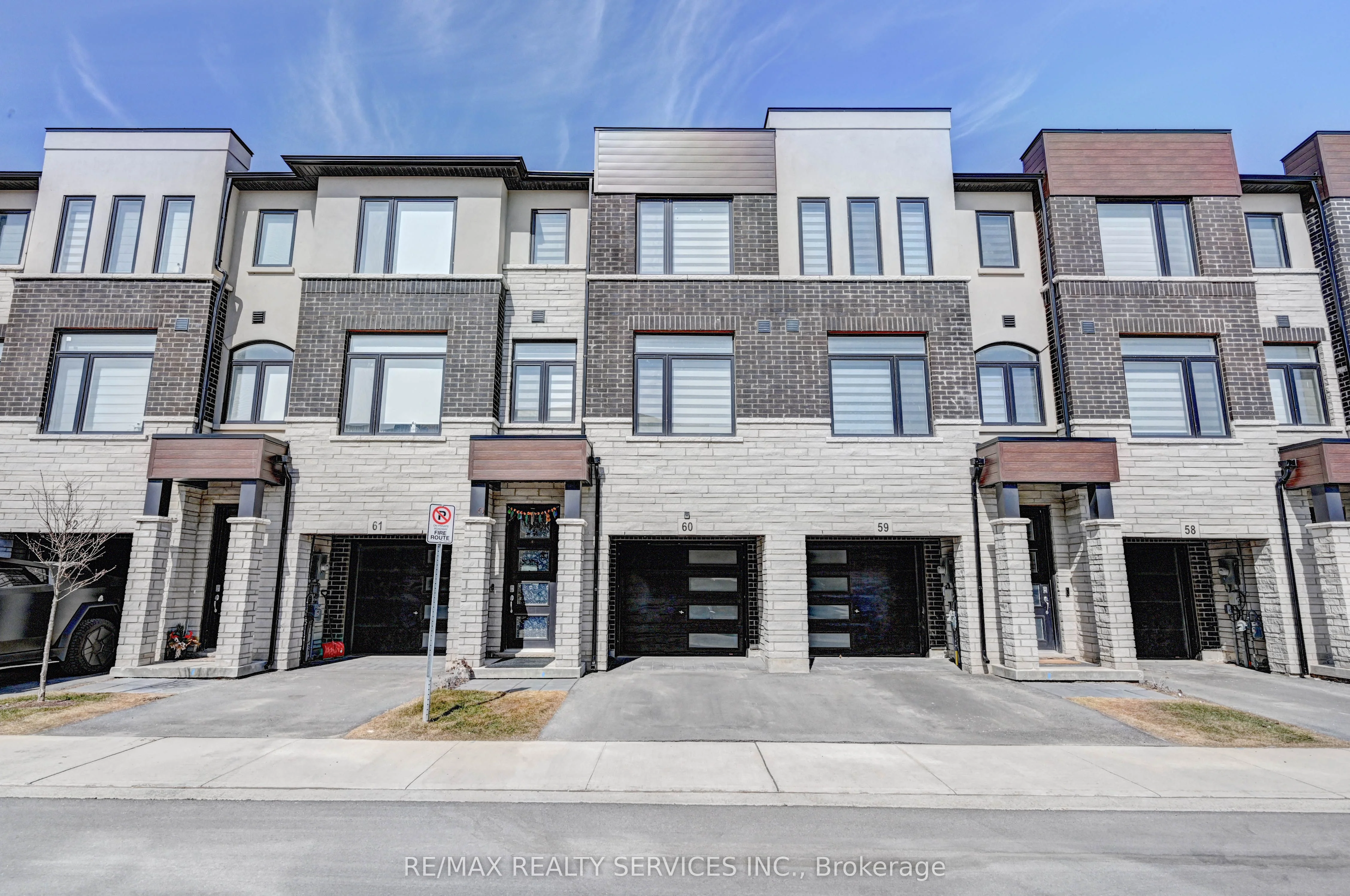 Att/Row/Townhouse in Cambridge