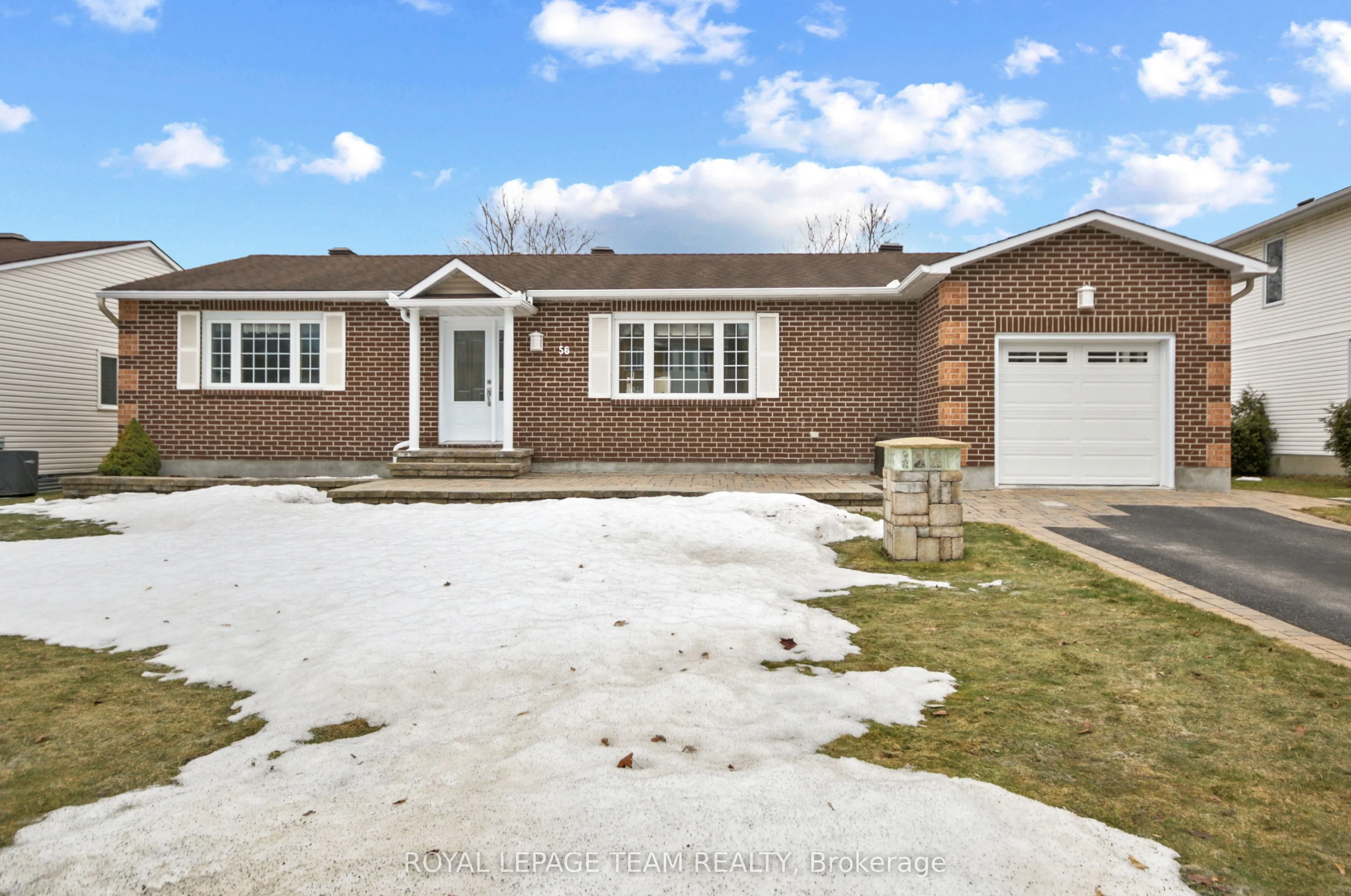 Detached in Stittsville - Munster - Richmond