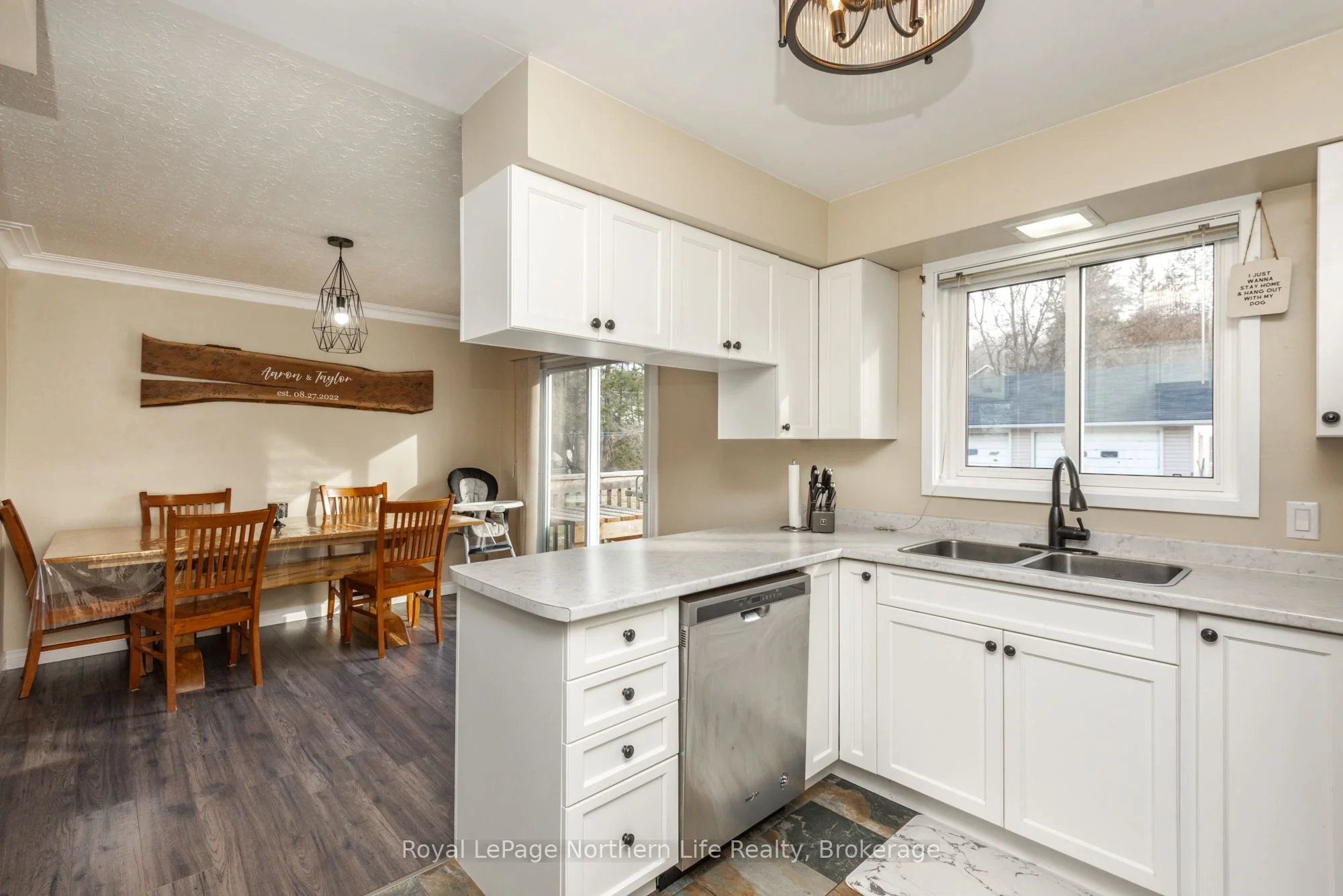 374 Bridge Avenue, Powassan, ON P0H 1Z0