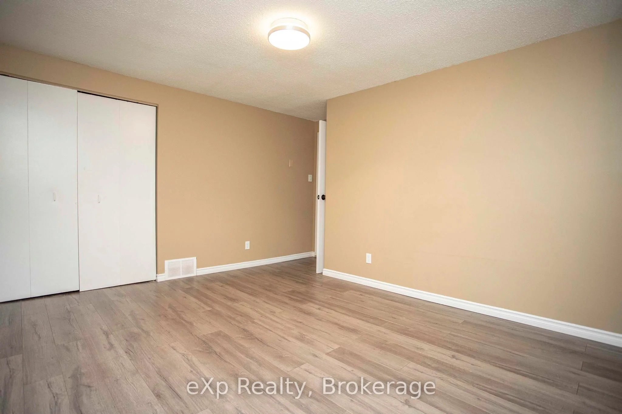 550 Second Street 24, London East, ON N5V 3S3
