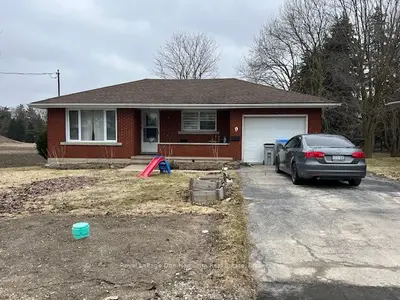9 St Marys Street N, Perth East, On N0k 1m0