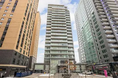 Condo Apartment in Dows Lake - Civic Hospital and Area