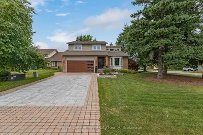 Detached in Guelph