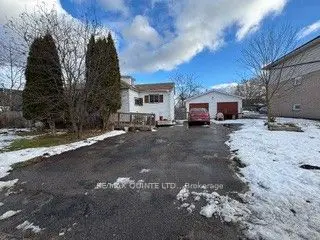 Detached in Quinte West