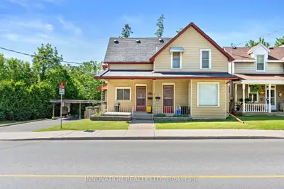 Triplex in Carleton Place