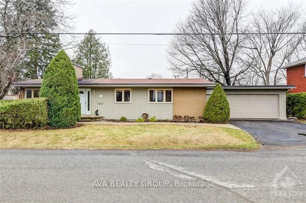 Detached in McKellar Heights - Glabar Park and Area
