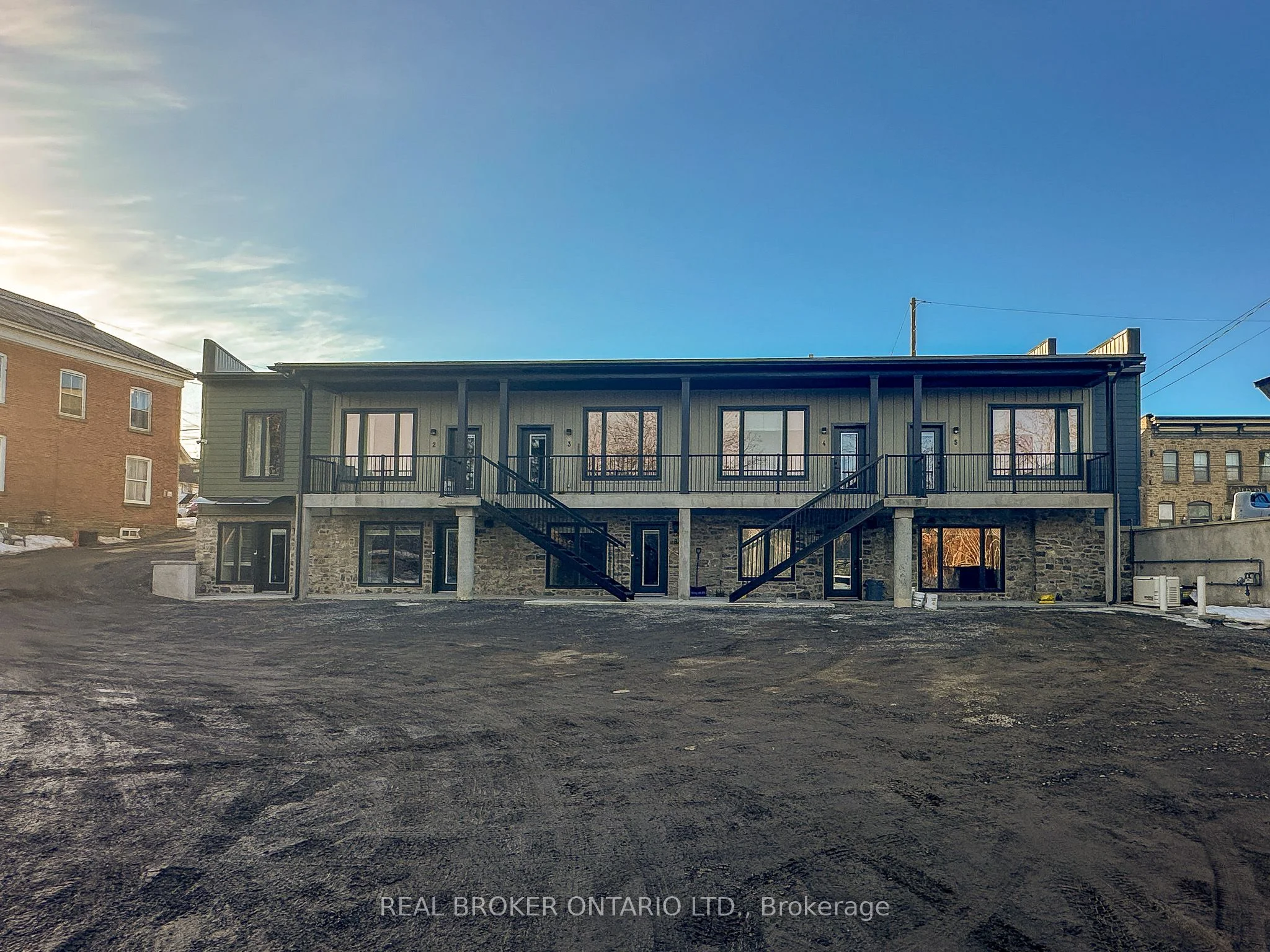 8 Clothier Street E #8, North Grenville, On K0g 1j0