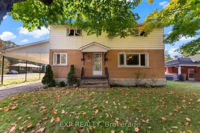 Detached in Renfrew