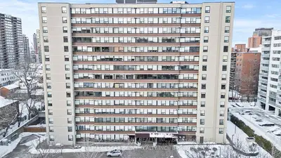 Common Element Condo in Hamilton