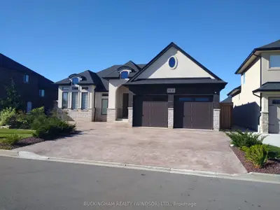 Detached in Windsor