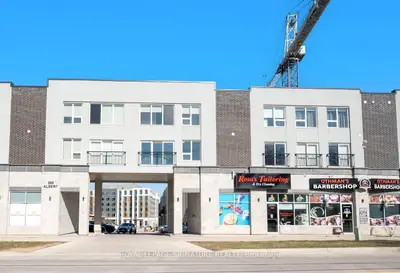 Condo Townhouse in Waterloo