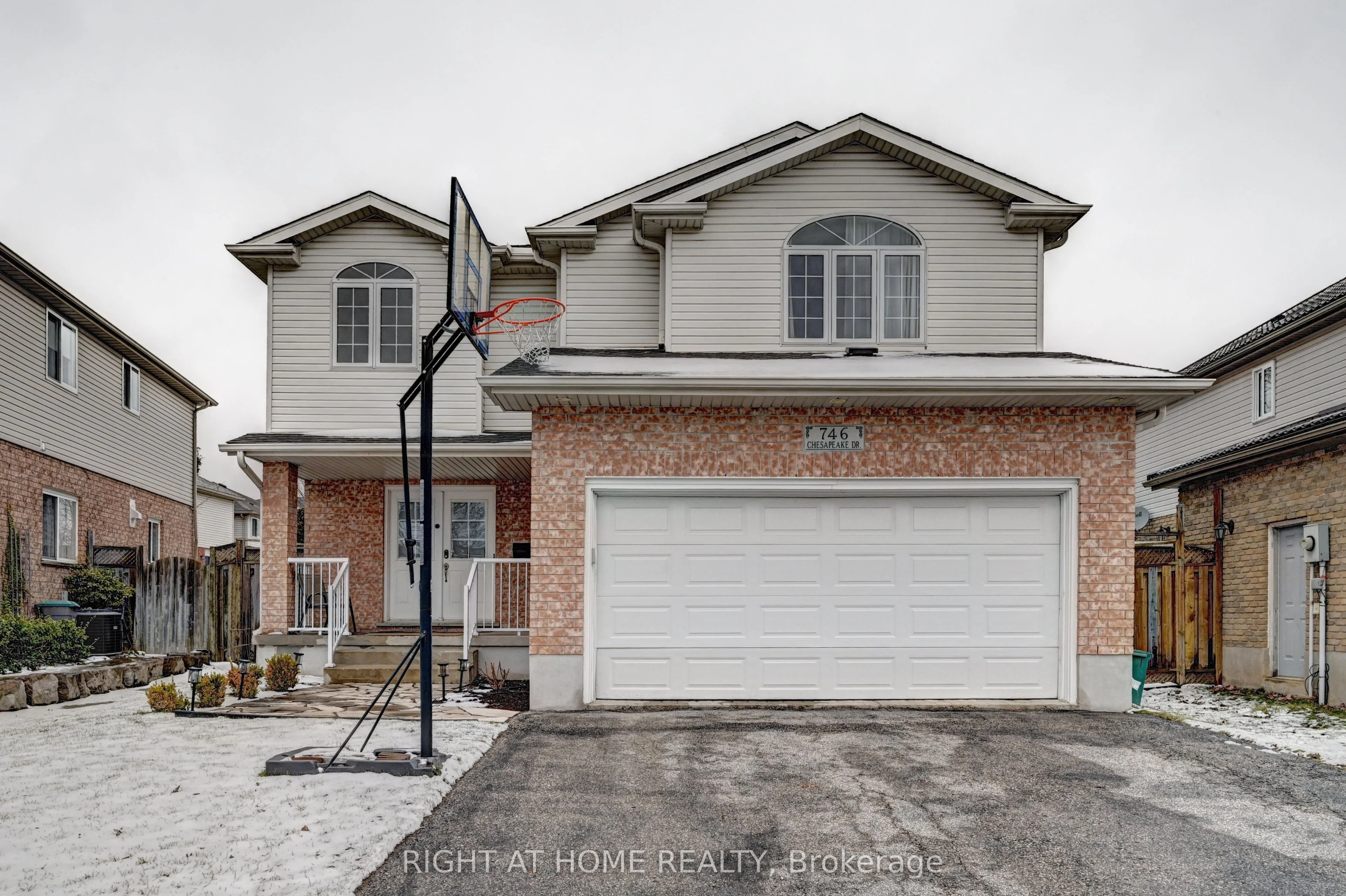 Detached in Waterloo