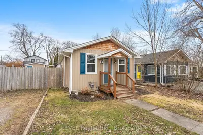 Detached in Fort Erie