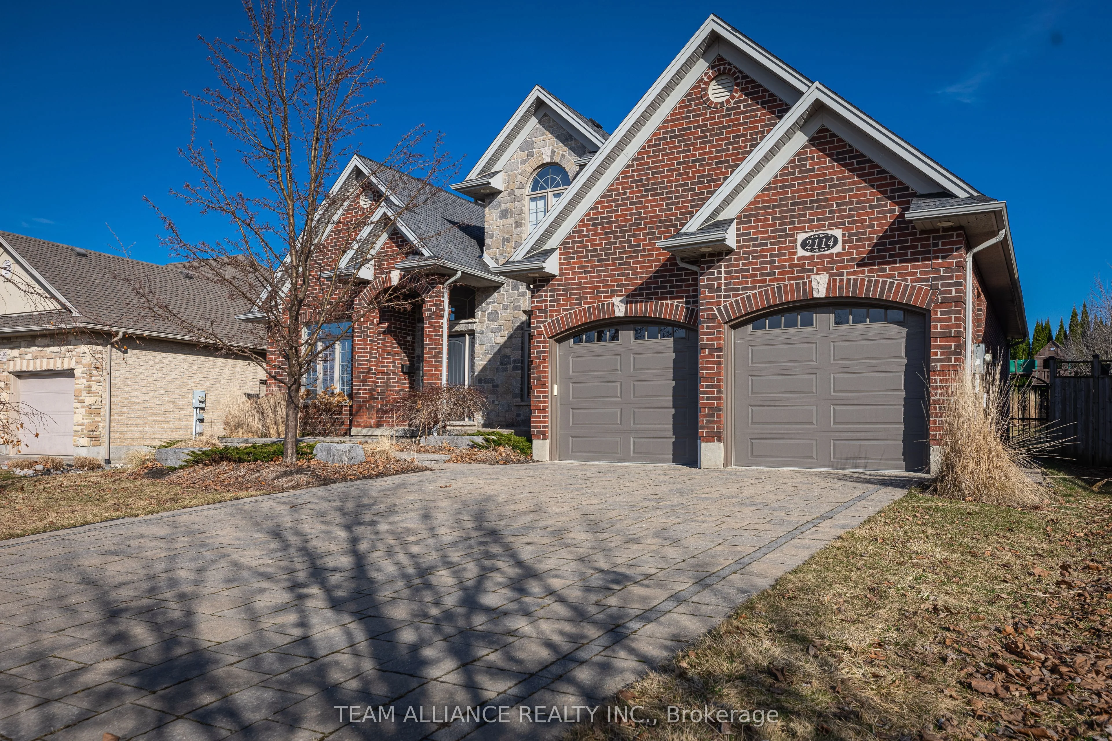 2114 Riverbend Road W, London South, On N6k 0a3