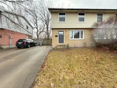 Semi-Detached in Strathroy-Caradoc