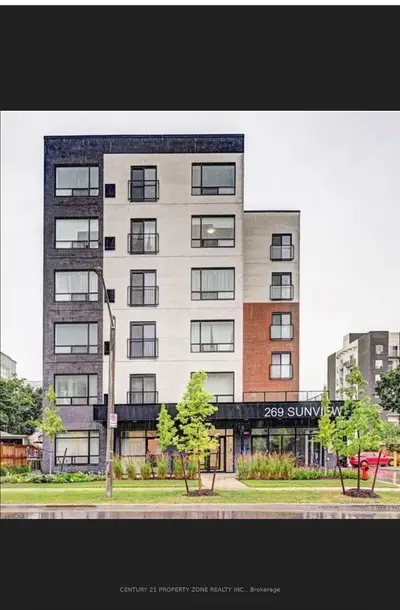 Condo Apartment in Waterloo