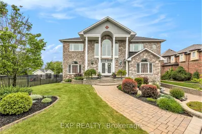 Detached in Blossom Park - Airport and Area