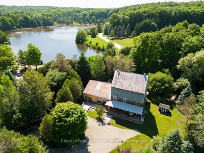 Detached in Grey Highlands