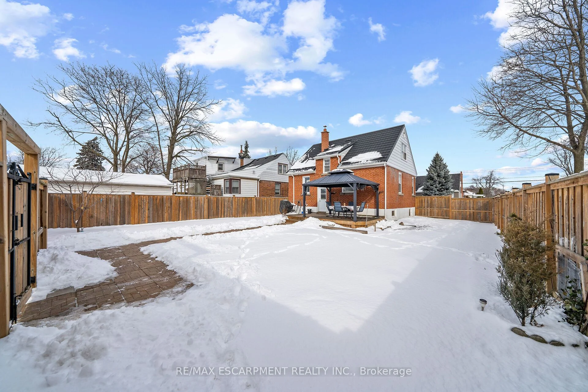 410 Crockett Street, Hamilton, ON L8V 1J1
