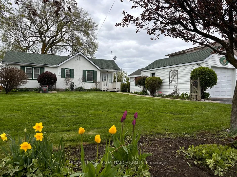 34 Ridley Street, Prince Edward County, On K8n 4z1