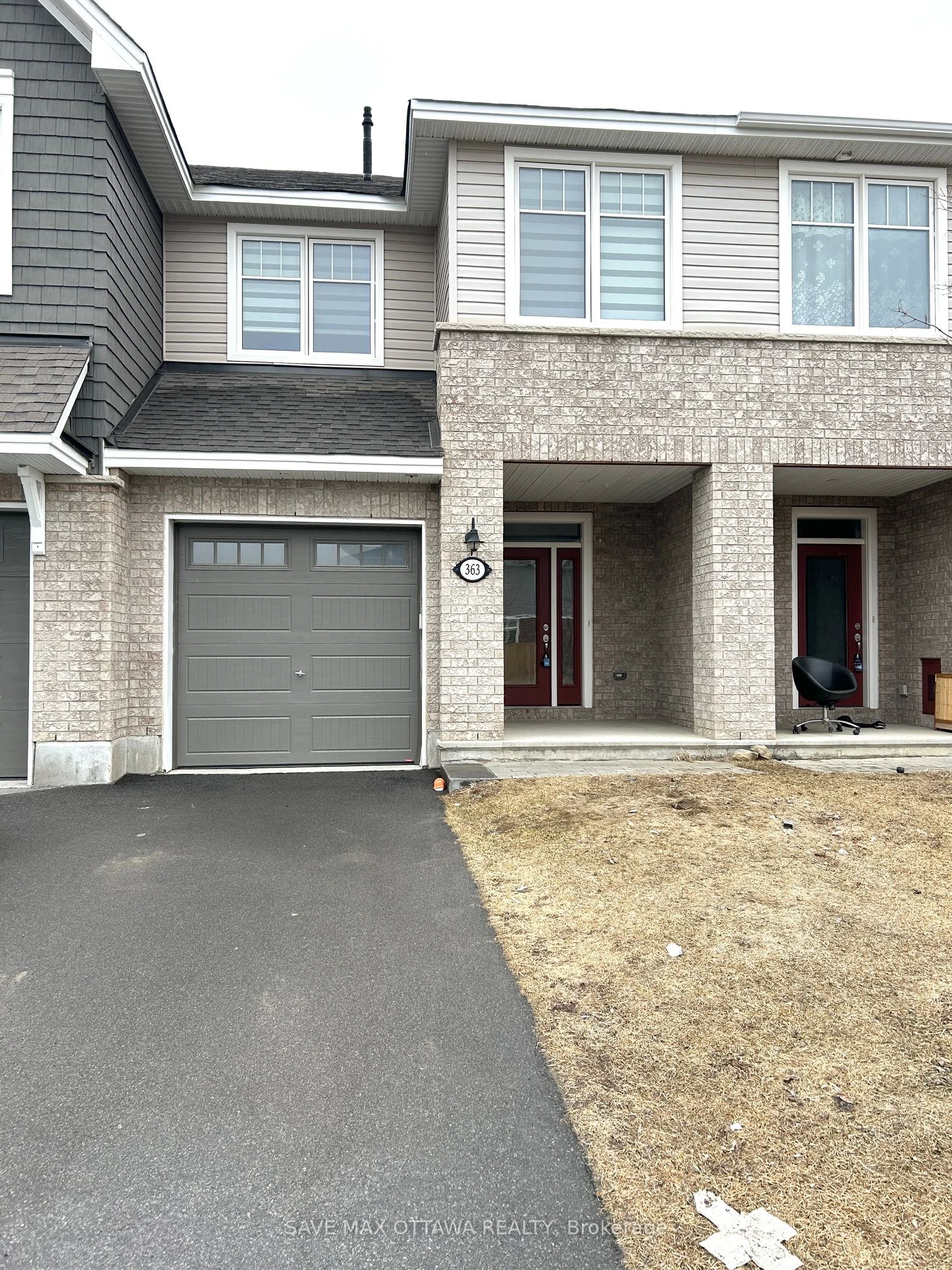 363 Barrett Farm Drive, Blossom Park - Airport And Area, On K1t 0y6