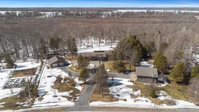 Detached in Beckwith