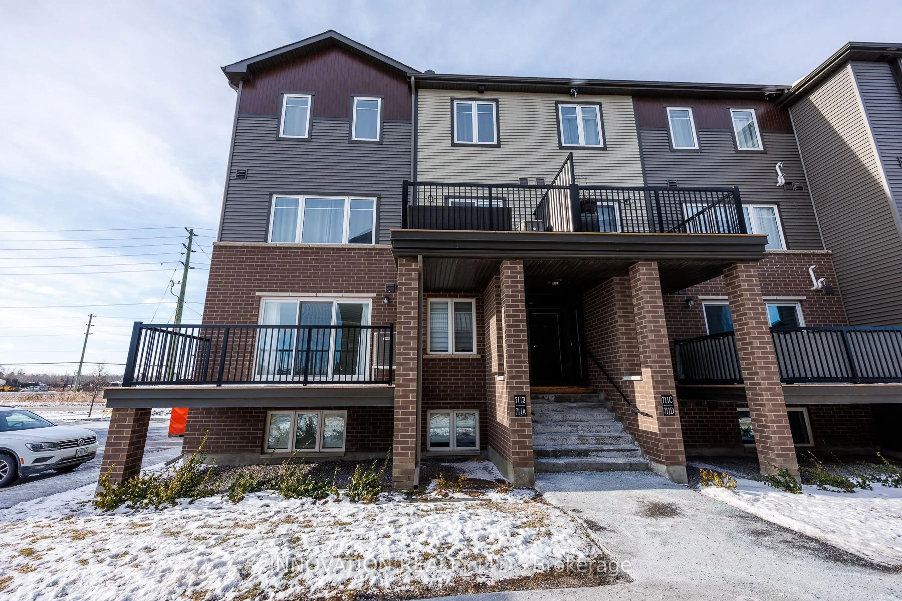 Condo Townhouse in Orleans - Cumberland and Area