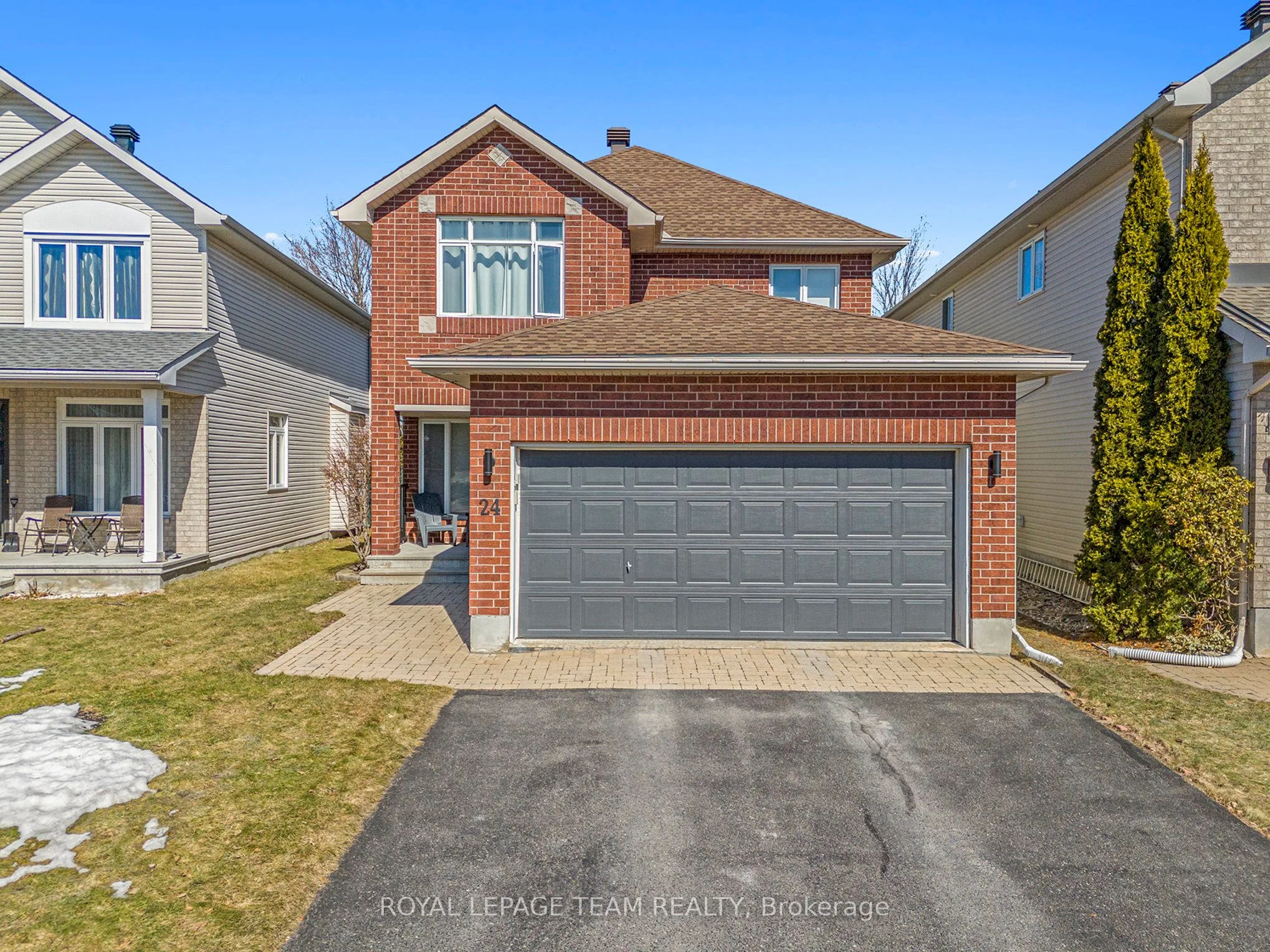 Detached in Kanata