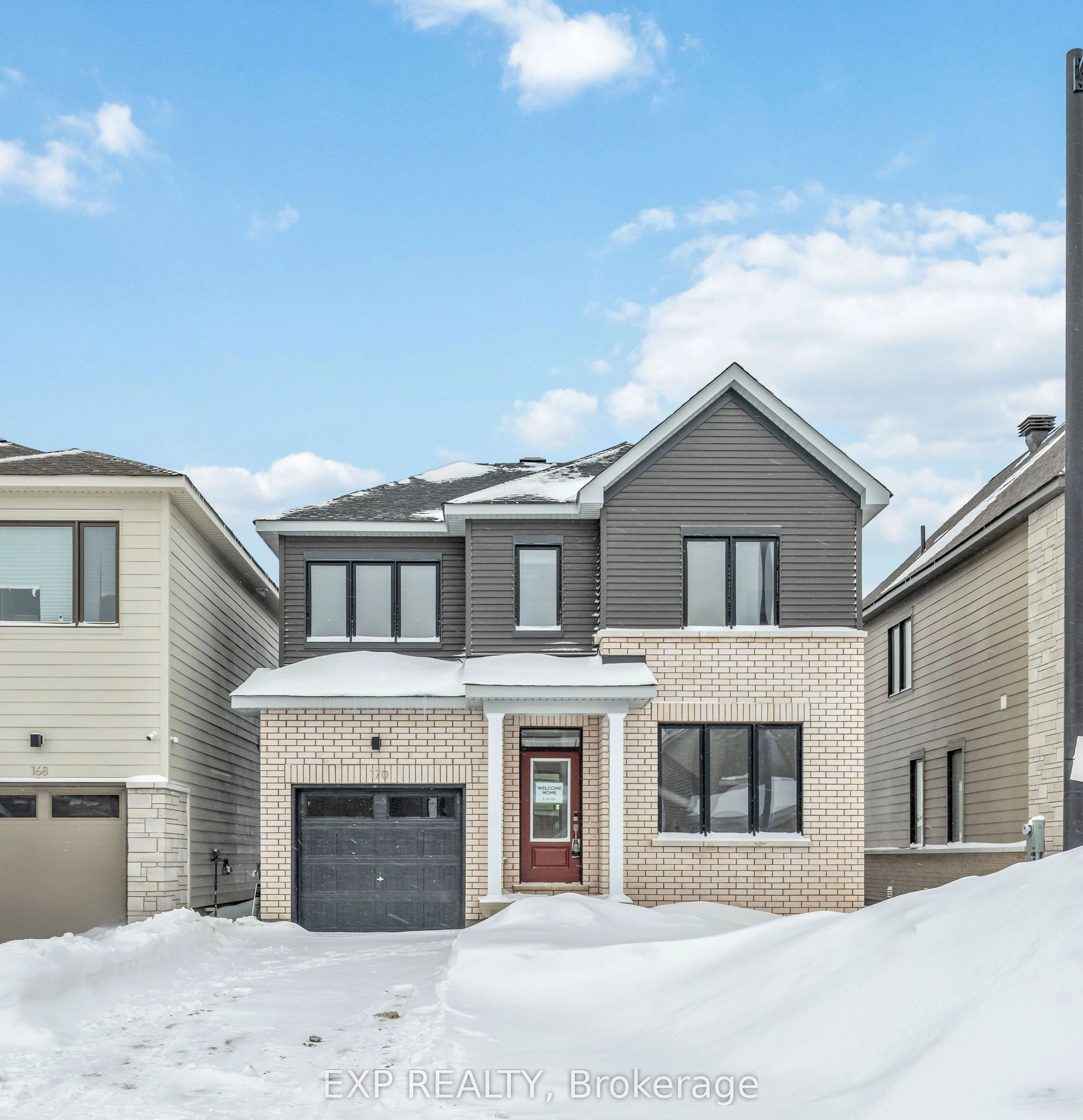 Detached in Barrhaven