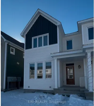 29 Chasing Grove, Stittsville - Munster - Richmond, On K0a 2z0