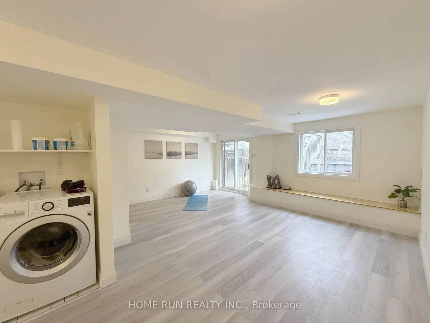 15 Wallsend Avenue, Kanata, ON K2K 3K7