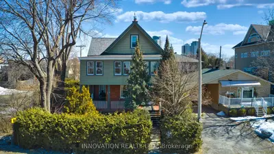 Detached in Carlingwood - Westboro and Area