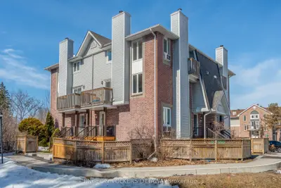 5 Timberview Way 7, Bells Corners And South To Fallowfield, On K2h 9m6