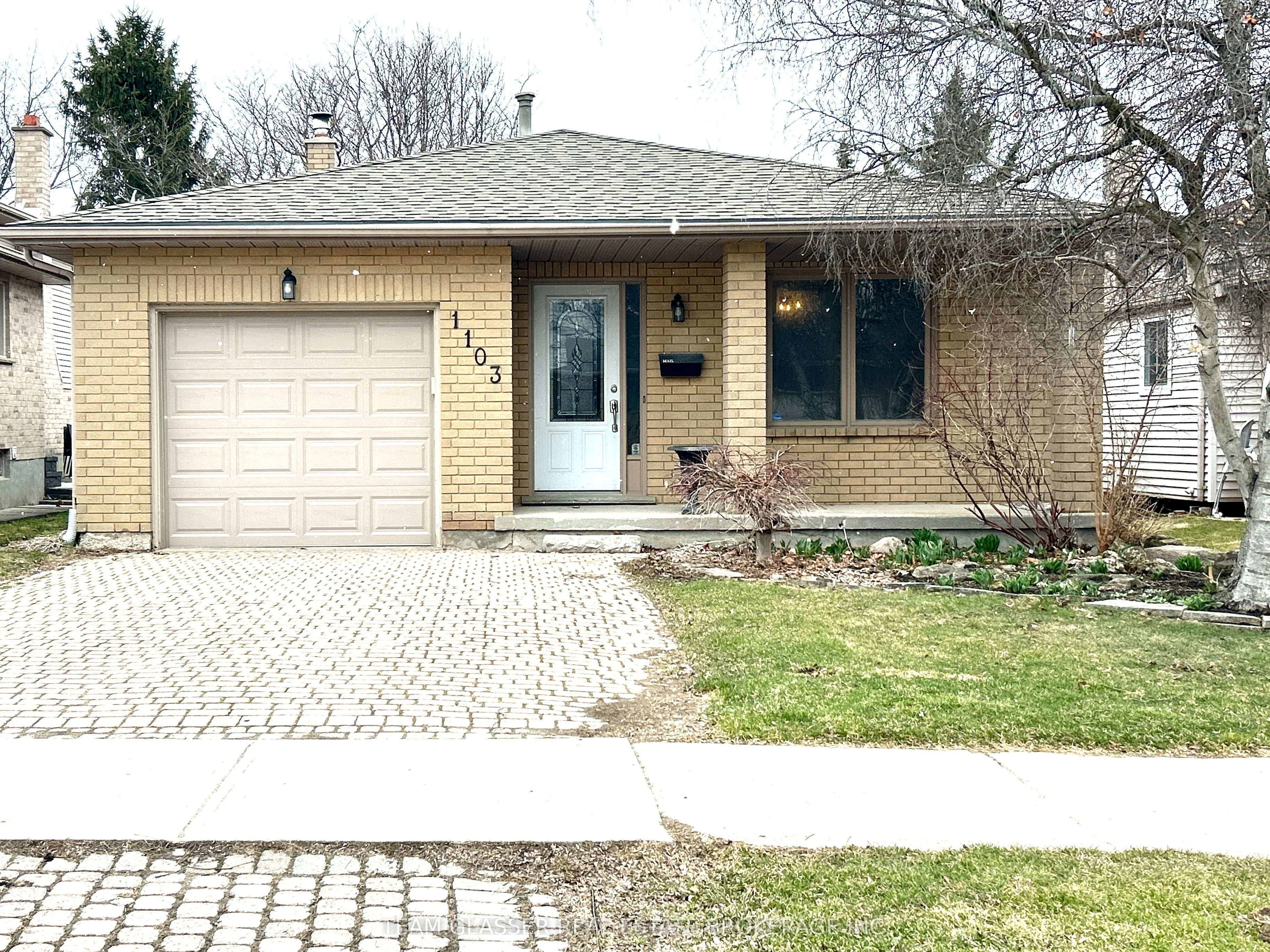 1103 Lawson Road, London North, On N6g 2x0