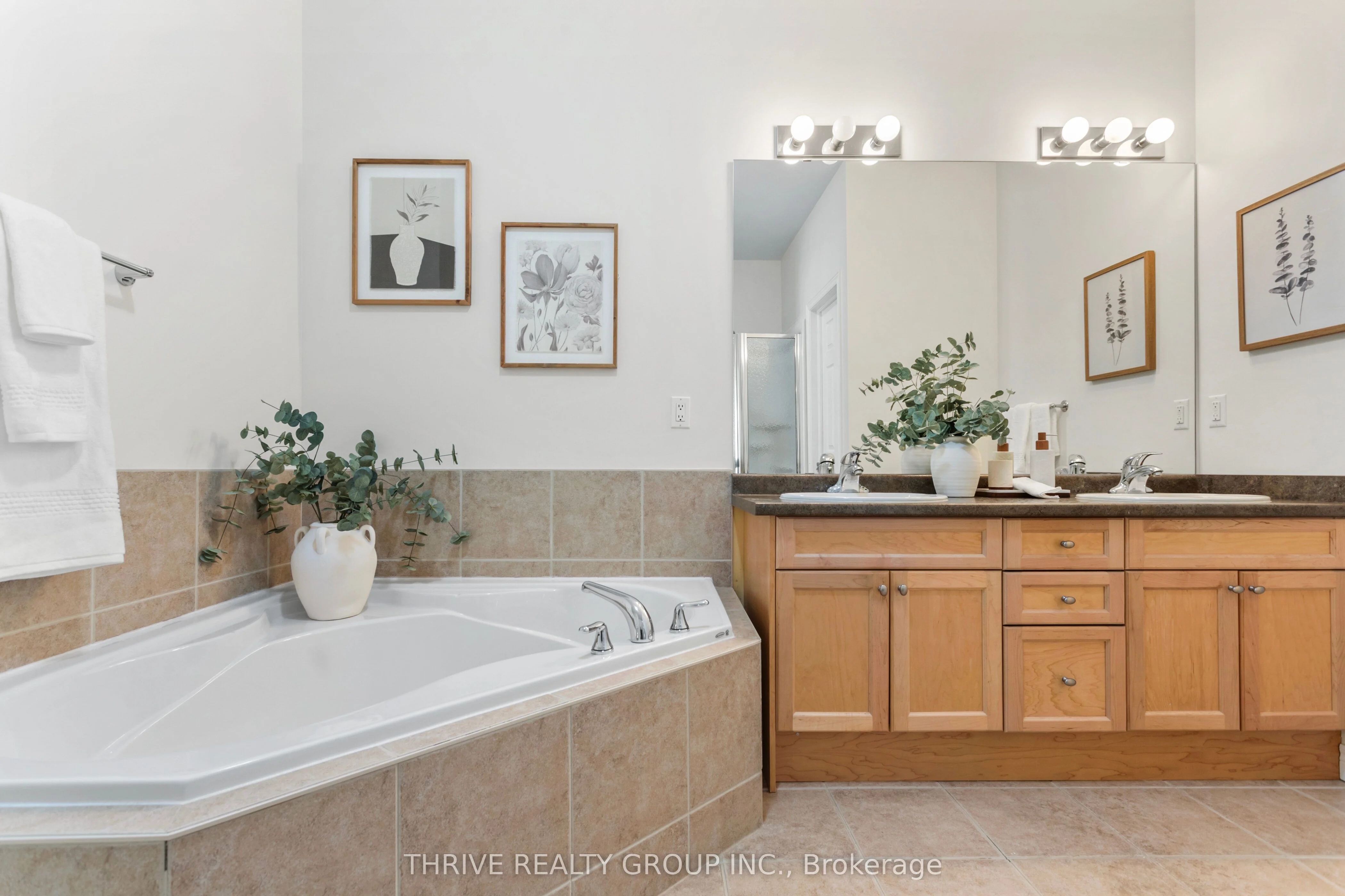 2295 Kains Road 57, London South, ON N6K 5E2