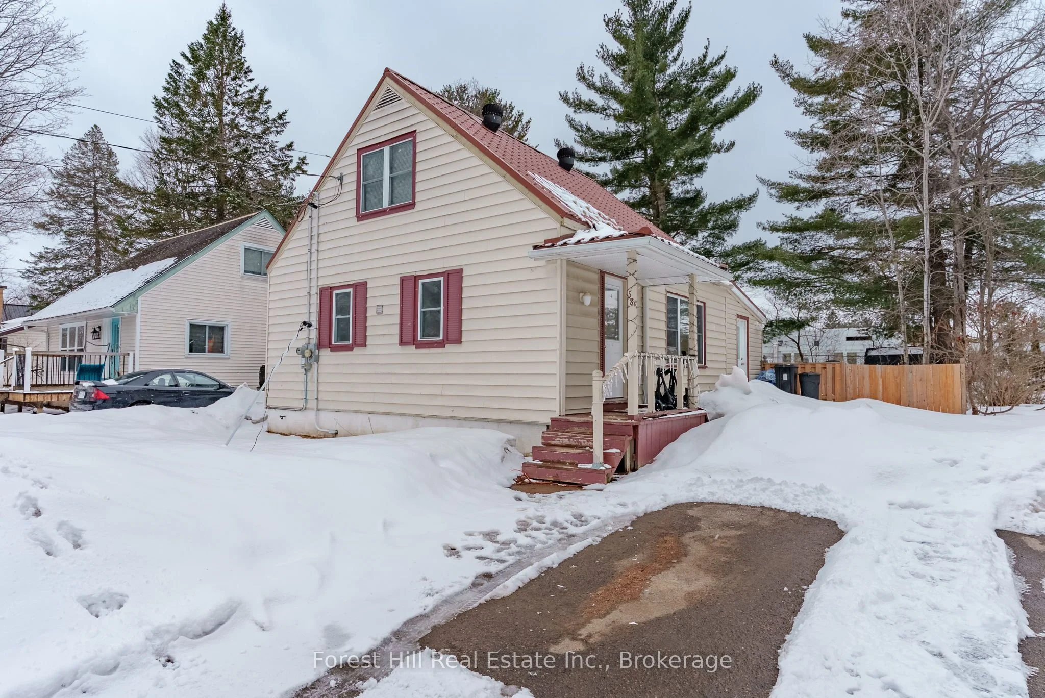 Detached in Bracebridge