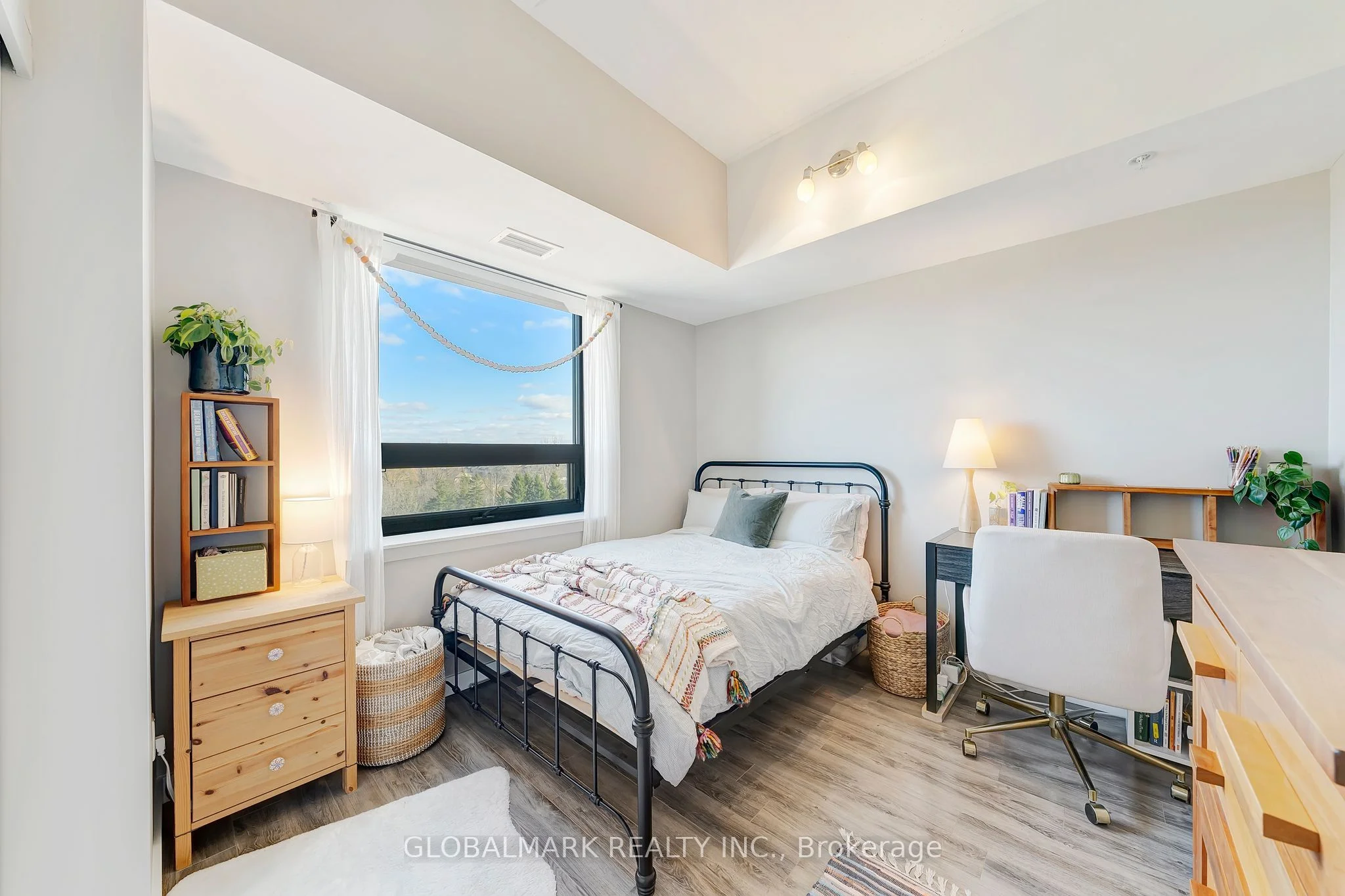 1291 Gordon Street 625, Guelph, On N1r 5e7